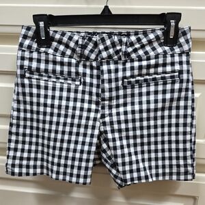 Anthropologie Black And White Checkered Shorts Size 25